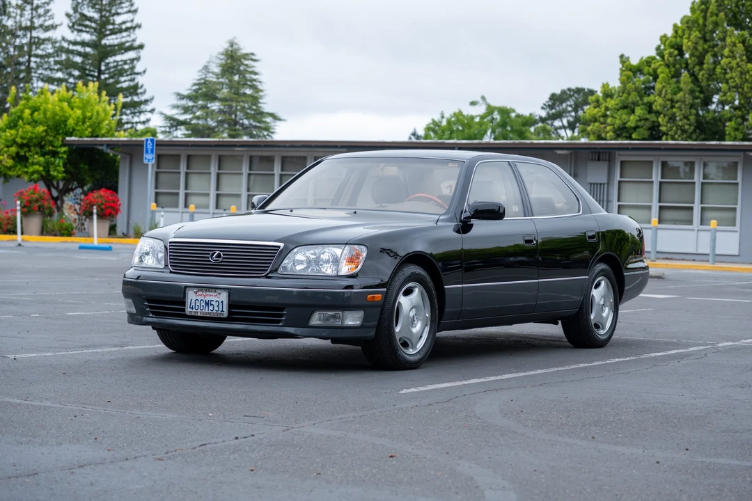 1999 Lexus LS 2nd Gen - Image 9 of 31