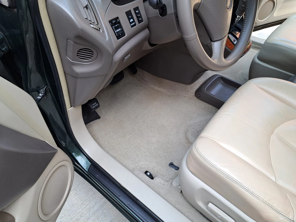 1999 Lexus RX 1st Gen - Image 24 of 31
