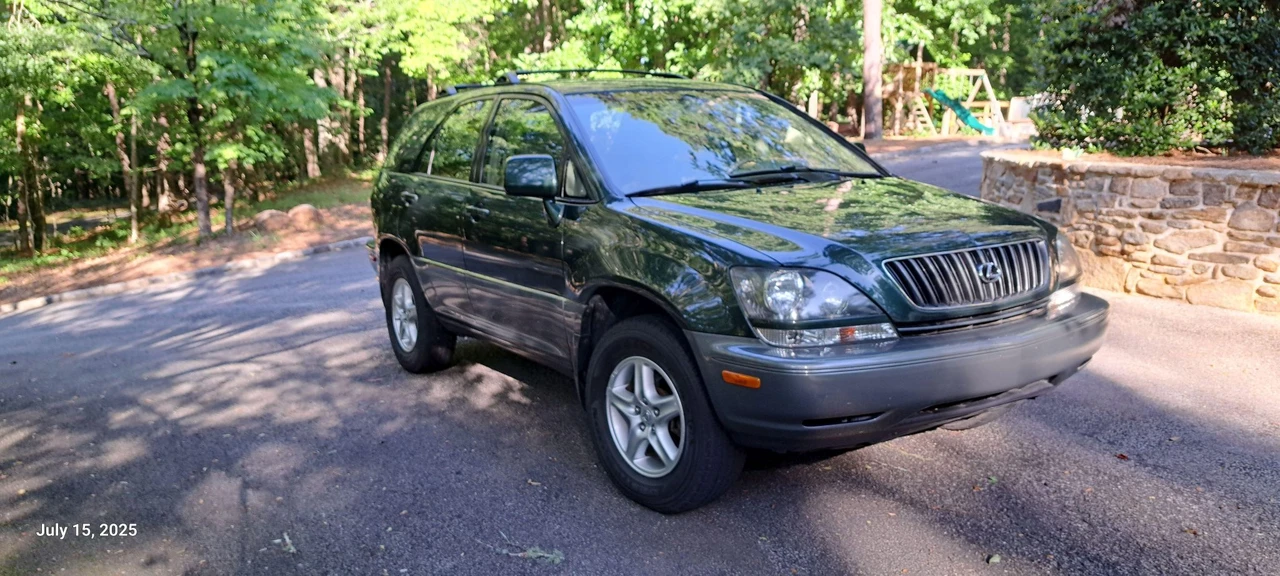 1999 Lexus RX 1st Gen - Image 11 of 31