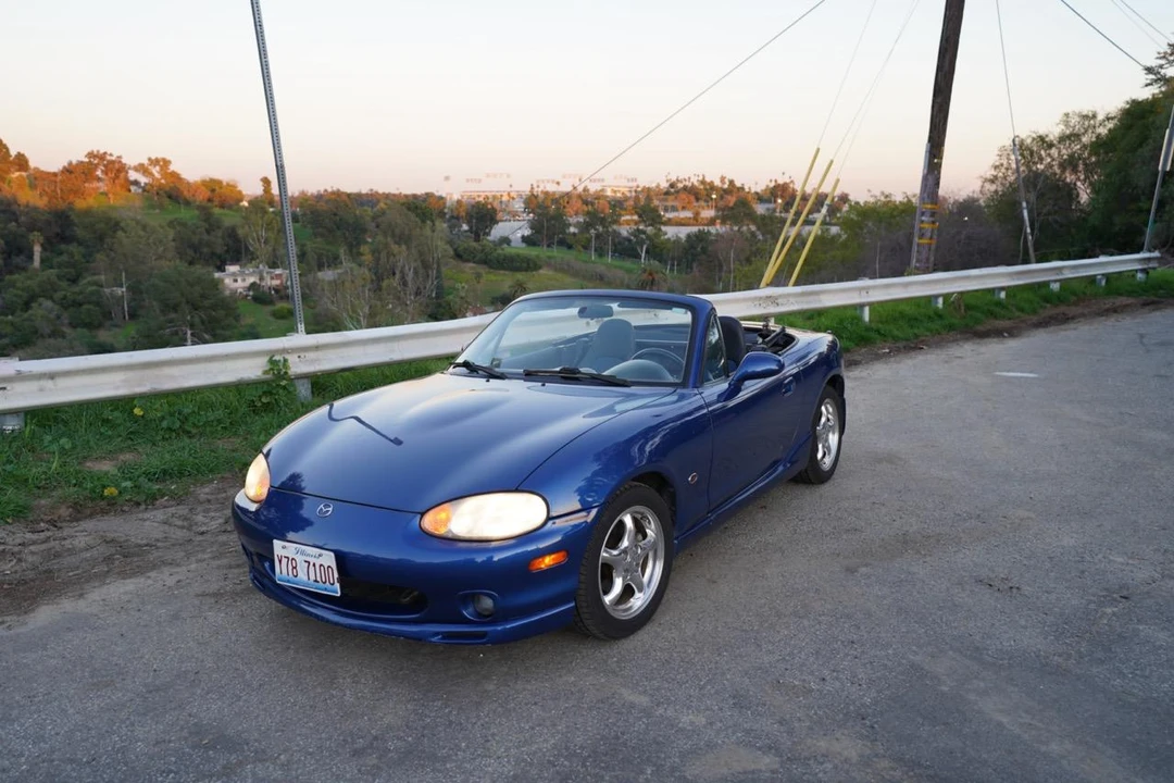 1999 Mazda NB MX-5 Miata - Image 2 of 31