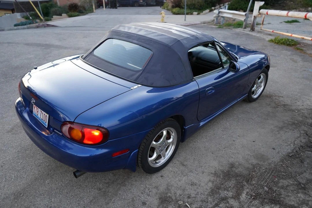 1999 Mazda NB MX-5 Miata - Image 14 of 31