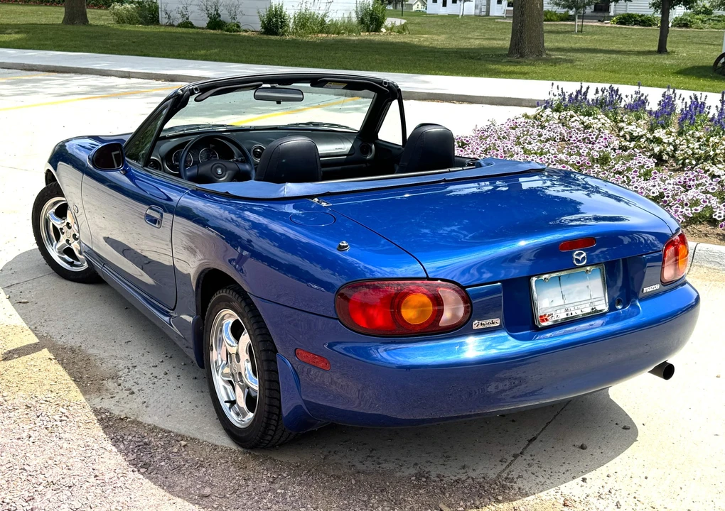 1999 Mazda NB MX-5 Miata - Image 10 of 31