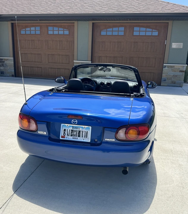 1999 Mazda NB MX-5 Miata - Image 13 of 31