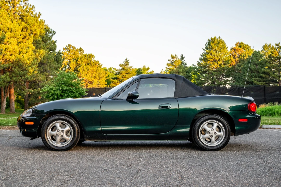1999 Mazda NB MX-5 Miata - Image 13 of 31