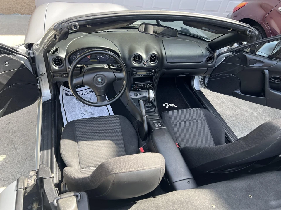 1999 Mazda NB MX-5 Miata - Image 24 of 31