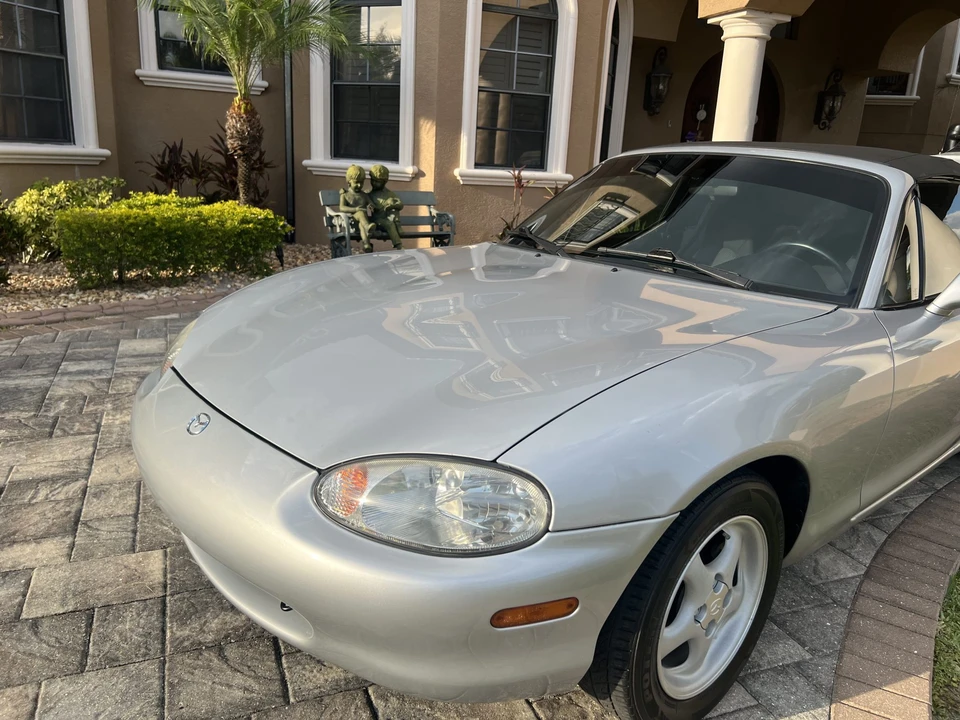 1999 Mazda NB MX-5 Miata - Image 6 of 31