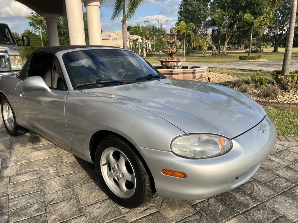1999 Mazda NB MX-5 Miata - Image 3 of 31