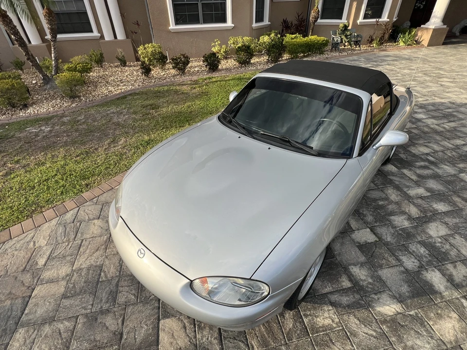 1999 Mazda NB MX-5 Miata - Image 5 of 31