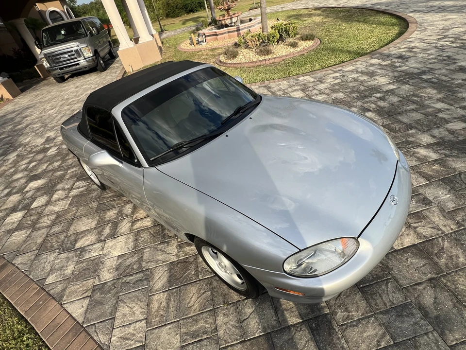 1999 Mazda NB MX-5 Miata - Image 2 of 31