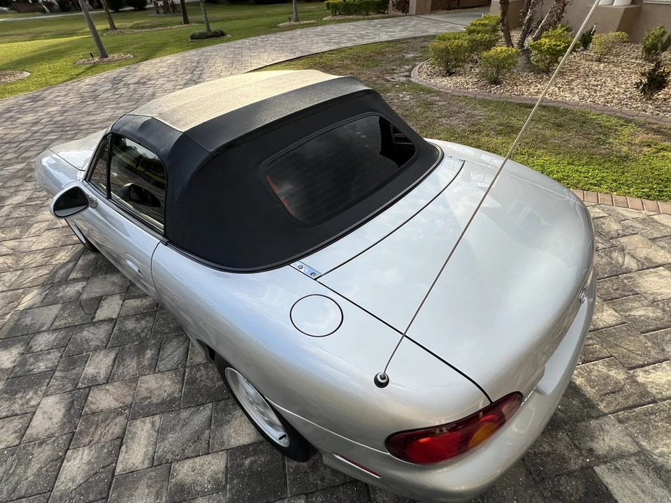 1999 Mazda NB MX-5 Miata - Image 9 of 31