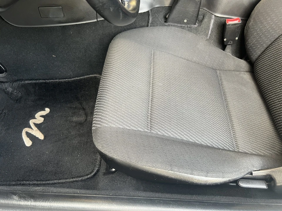 1999 Mazda NB MX-5 Miata - Image 25 of 31