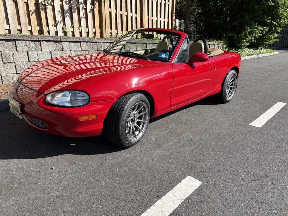 1999 Mazda NB MX-5 Miata - Image 5 of 31