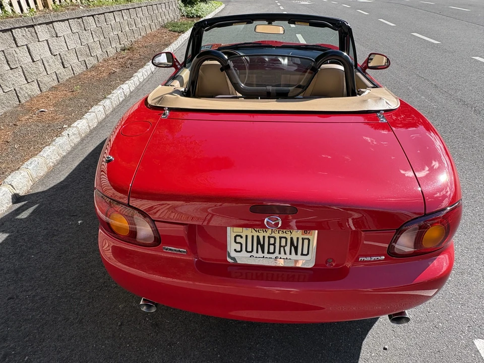 1999 Mazda NB MX-5 Miata - Image 16 of 31