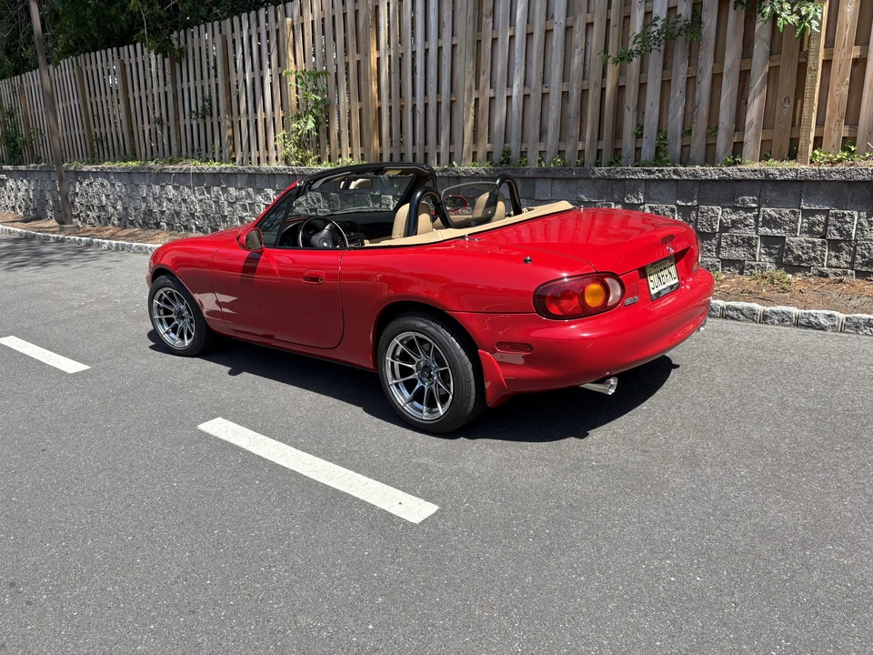 1999 Mazda NB MX-5 Miata - Image 11 of 31