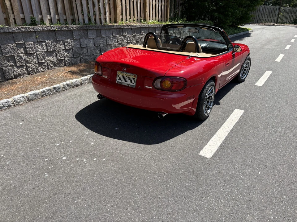 1999 Mazda NB MX-5 Miata - Image 21 of 31