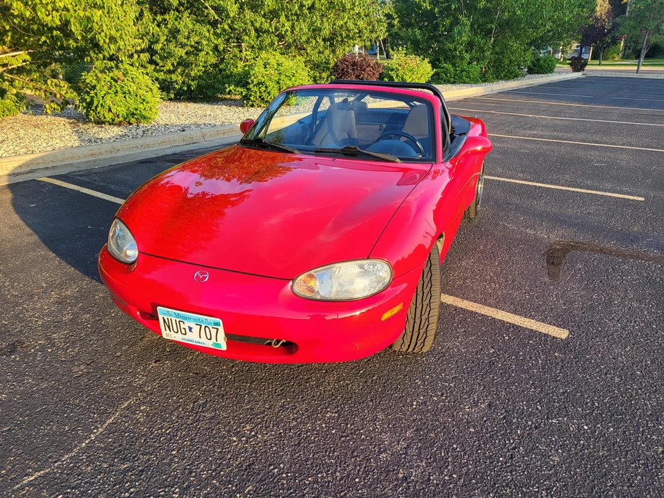 1999 Mazda NB MX-5 Miata - Image 29 of 31