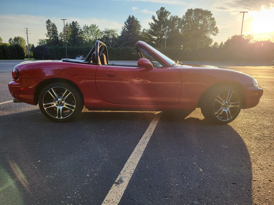 1999 Mazda NB MX-5 Miata - Image 22 of 31