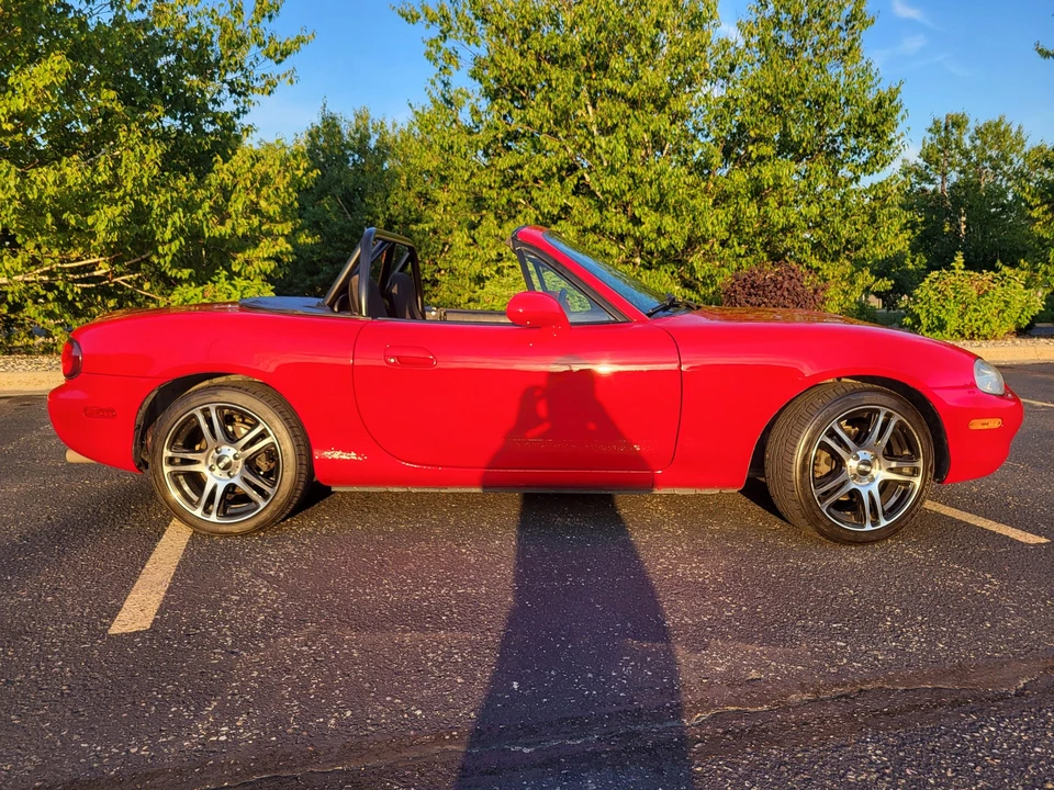 1999 Mazda NB MX-5 Miata - Image 23 of 31