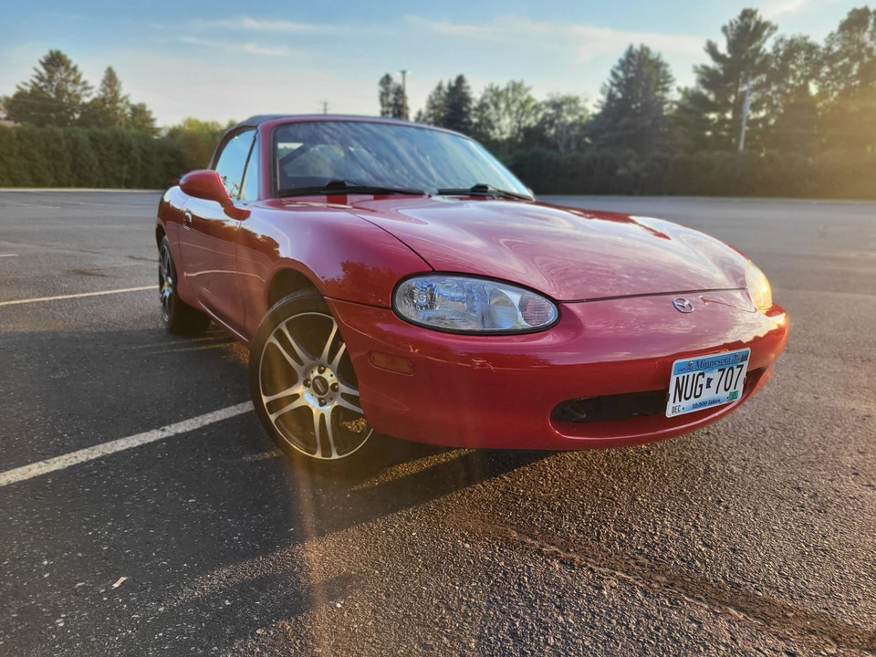 1999 Mazda NB MX-5 Miata - Image 25 of 31