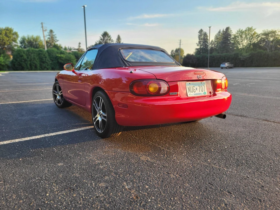 1999 Mazda NB MX-5 Miata - Image 12 of 31