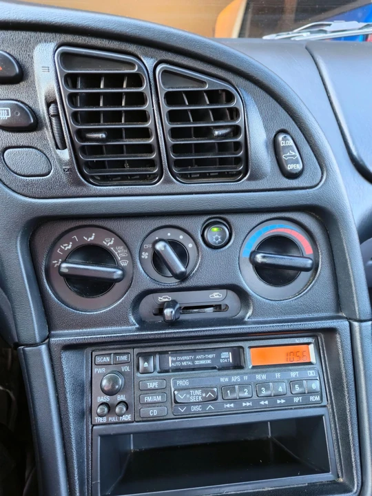 1999 Mitsubishi Eclipse 2nd Gen - Image 27 of 31