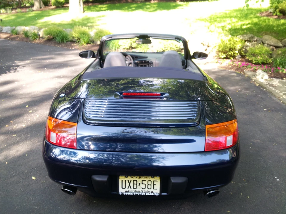 1999 Porsche 996 Carrera - Image 16 of 31