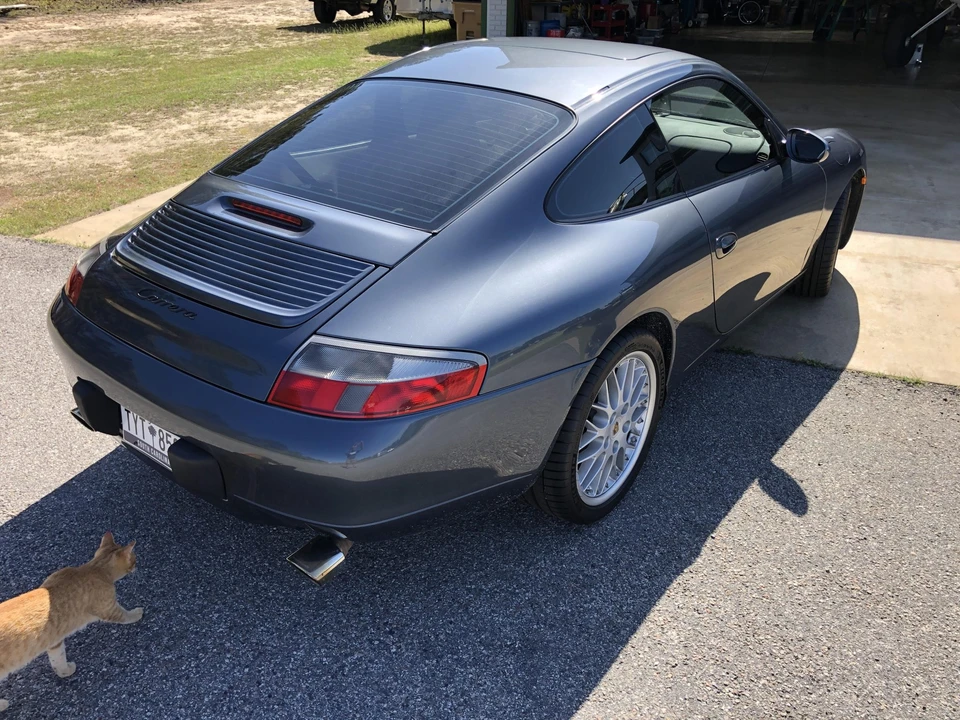 1999 Porsche 996 Carrera - Image 14 of 31