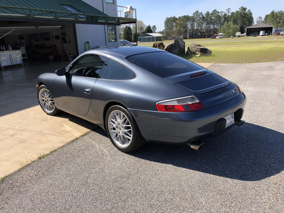 1999 Porsche 996 Carrera - Image 10 of 31