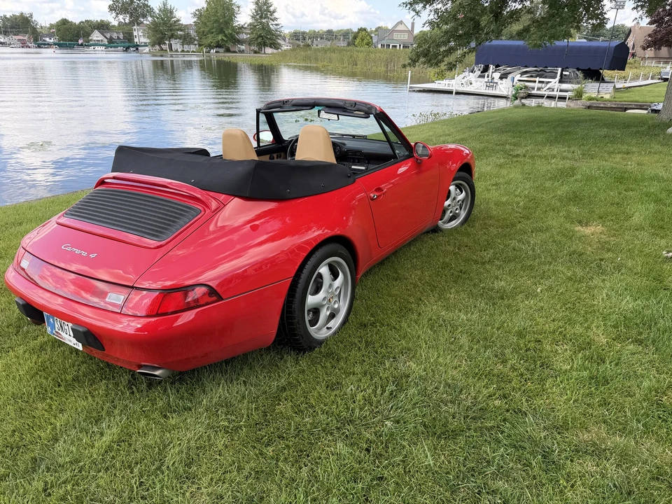 1996 Porsche 993 Carrera 4 - Image 14 of 31