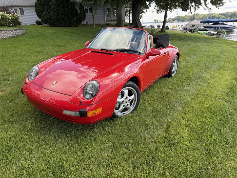 1996 Porsche 993 Carrera 4 - Image 10 of 31