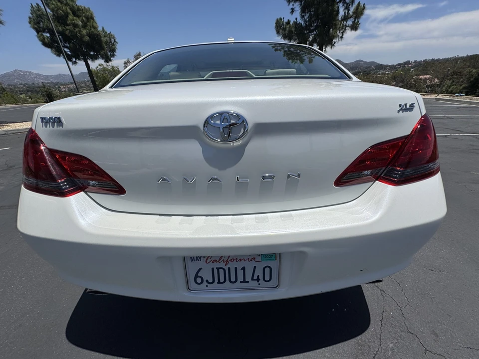 2009 Toyota Avalon 3rd Gen - Image 28 of 31