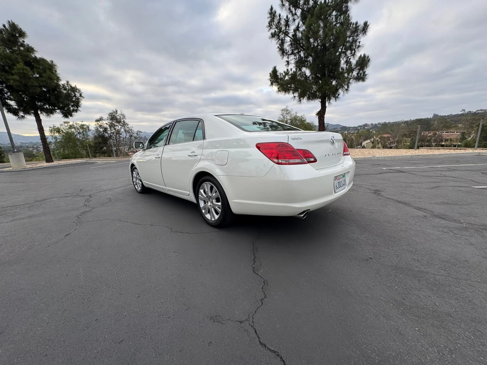 2009 Toyota Avalon 3rd Gen - Image 13 of 31