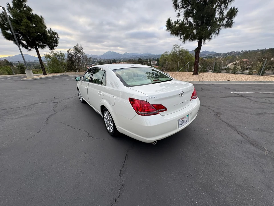 2009 Toyota Avalon 3rd Gen - Image 14 of 31