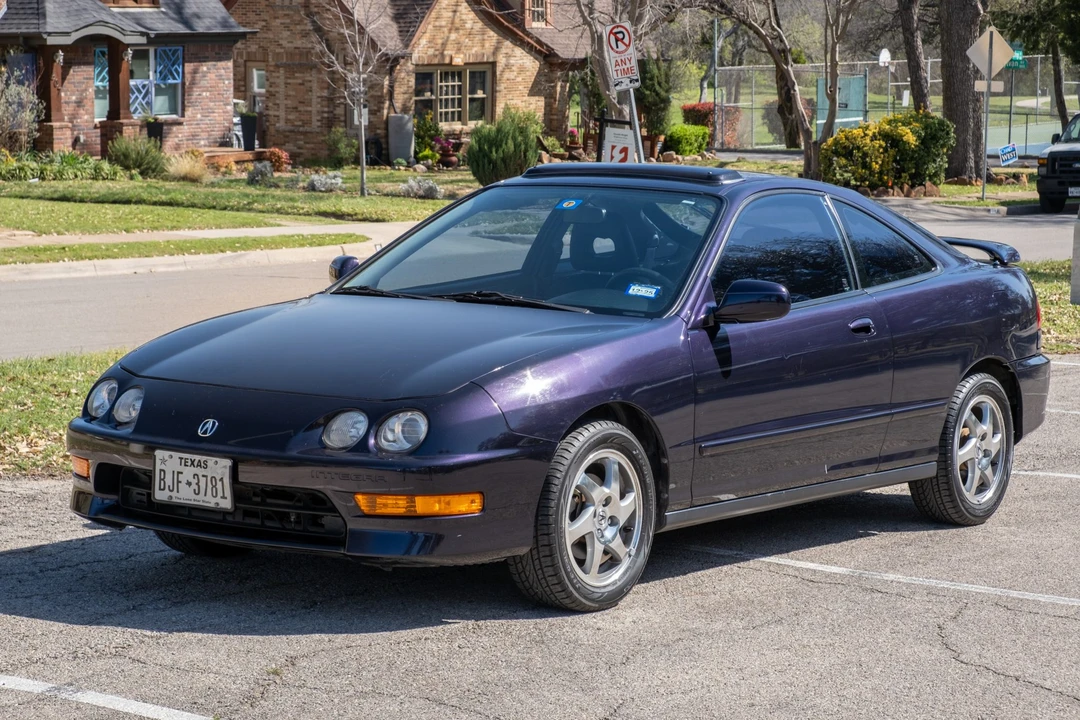 2000 Acura Integra 3rd Gen - Image 2 of 31