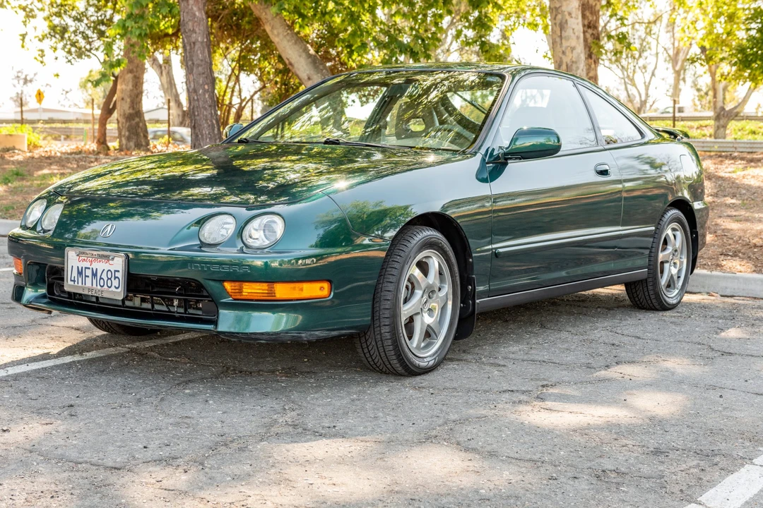 2000 Acura Integra 3rd Gen - Image 2 of 31
