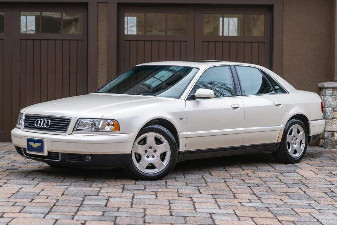 2000 Audi D2 A8 - Image 2 of 31
