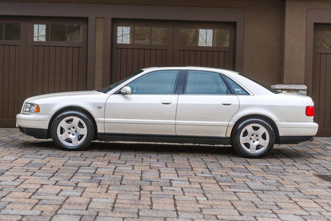 2000 Audi D2 A8 - Image 9 of 31