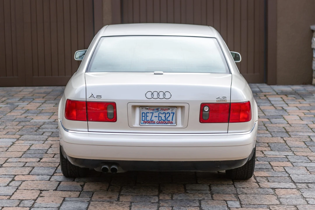 2000 Audi D2 A8 - Image 7 of 31