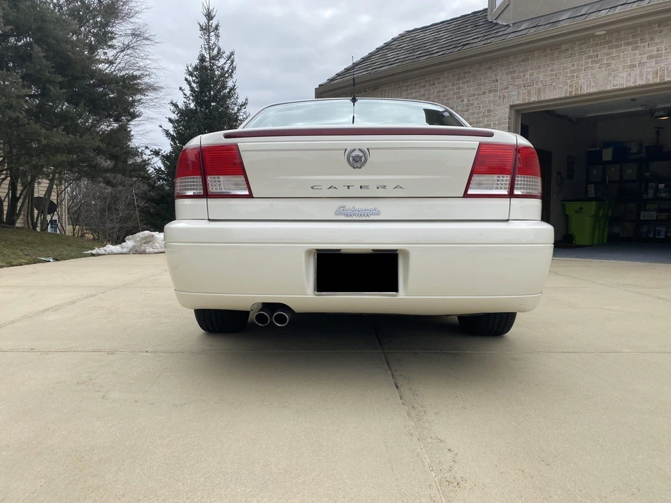 2000 Cadillac Catera - Image 10 of 31
