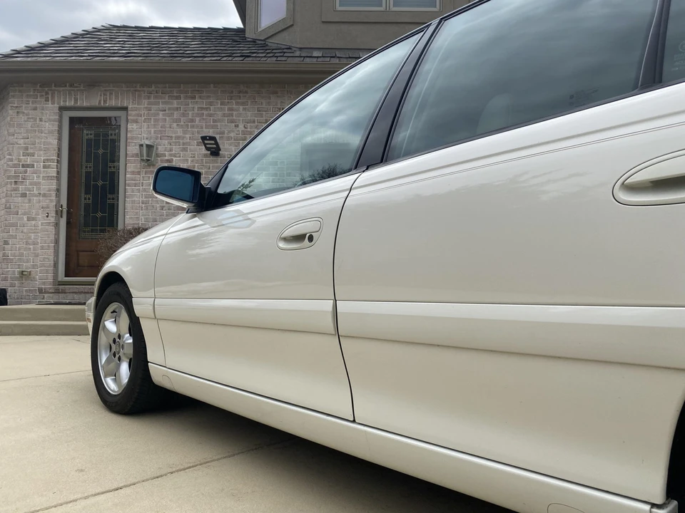 2000 Cadillac Catera - Image 27 of 31
