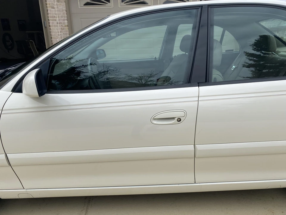2000 Cadillac Catera - Image 29 of 31
