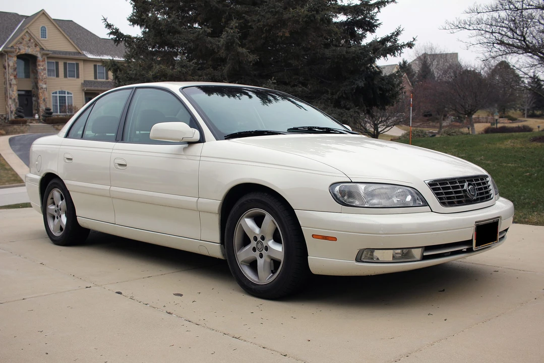 2000 Cadillac Catera - Image 6 of 31