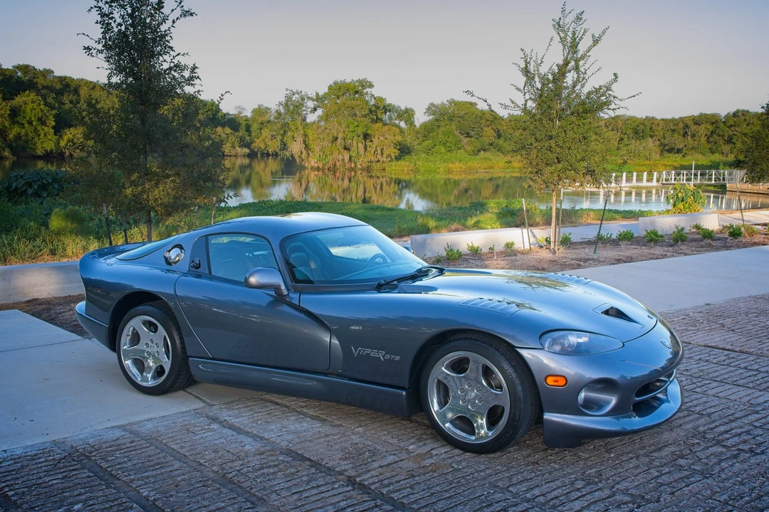 2000 Dodge Viper GTS 2nd Gen - Image 14 of 31