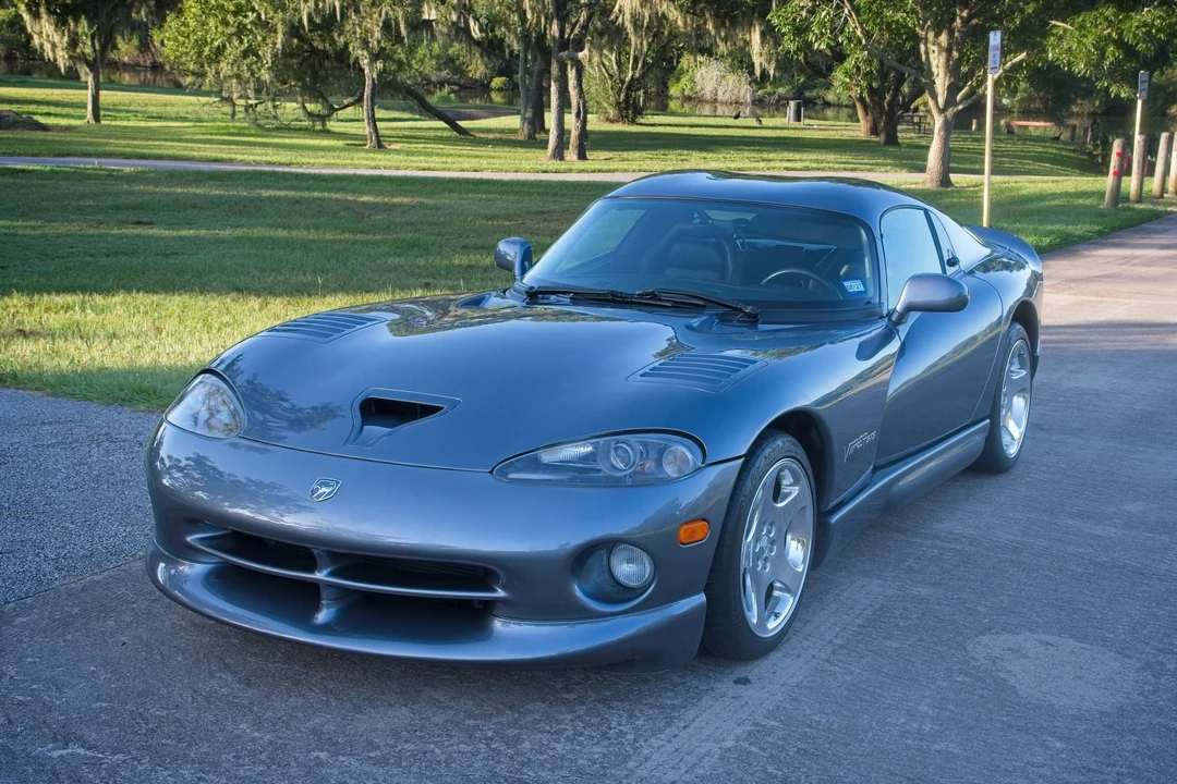 2000 Dodge Viper GTS 2nd Gen - Image 3 of 31