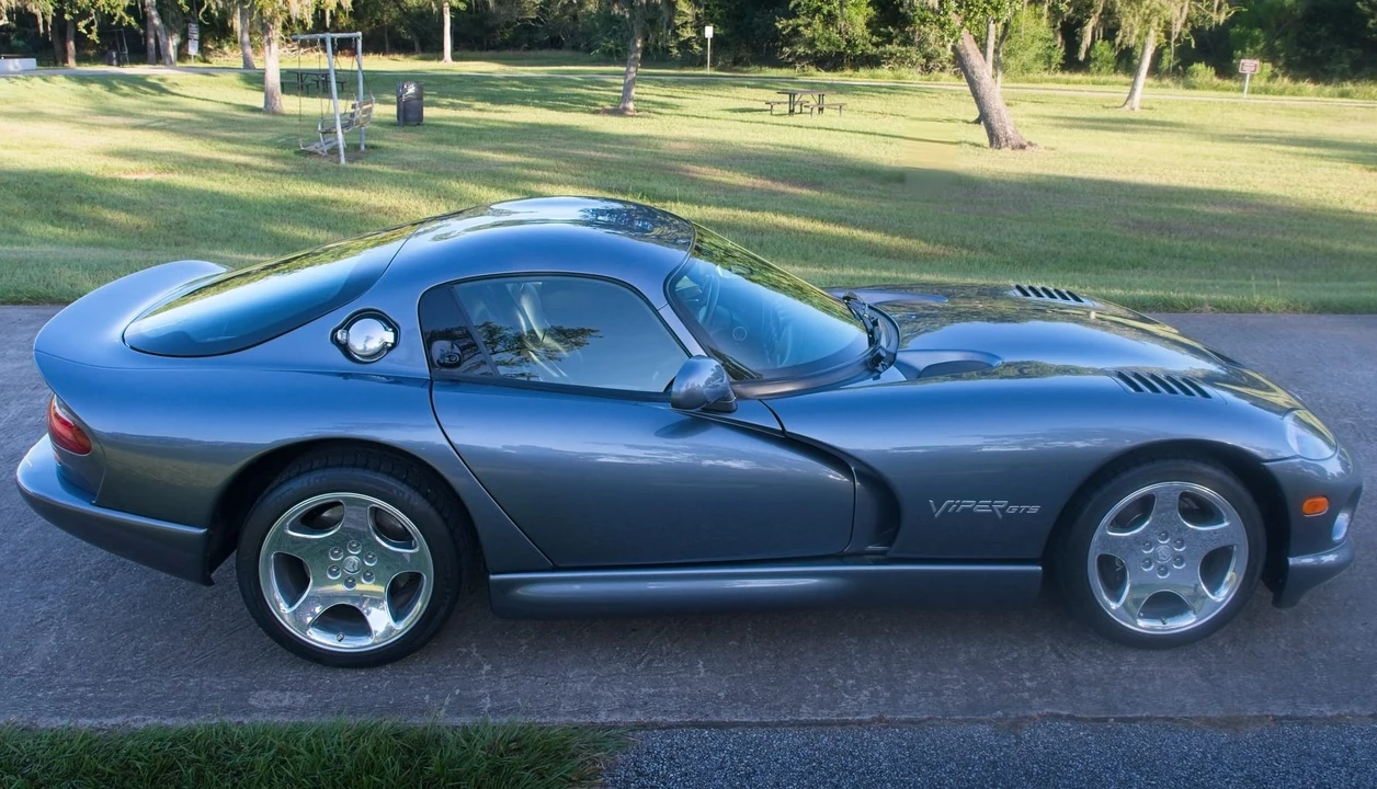 2000 Dodge Viper GTS 2nd Gen - Image 13 of 31