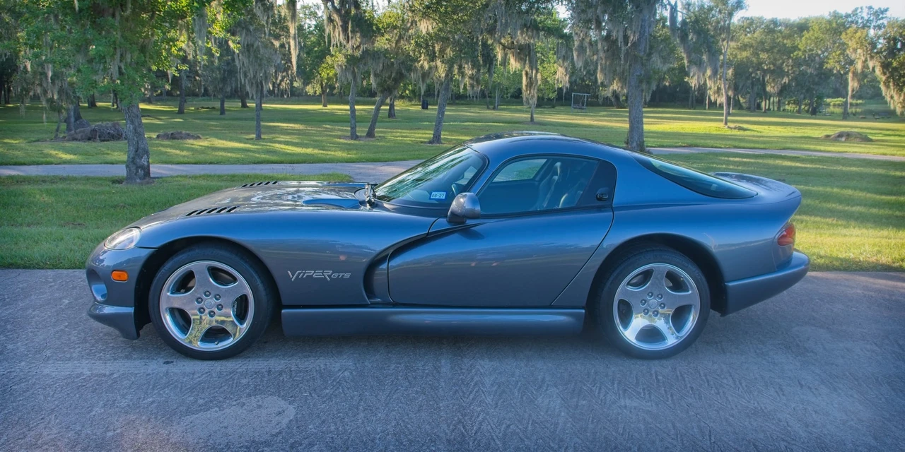2000 Dodge Viper GTS 2nd Gen - Image 7 of 31