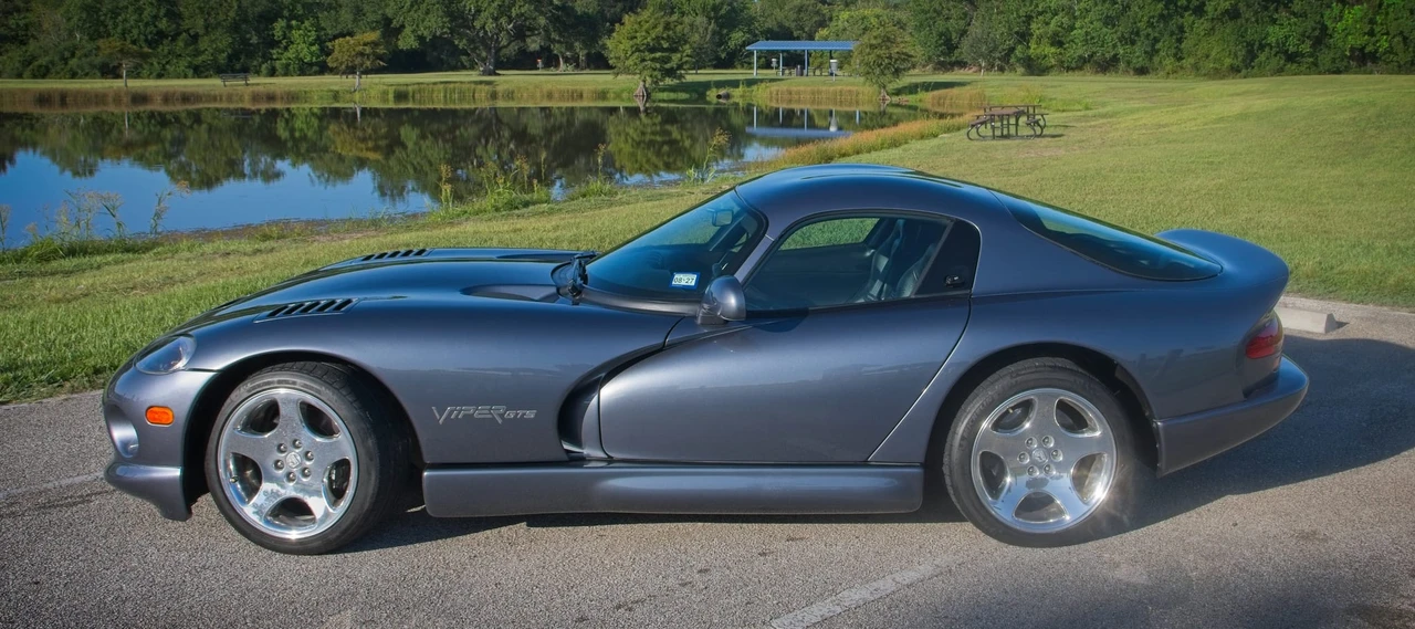 2000 Dodge Viper GTS 2nd Gen - Image 9 of 31