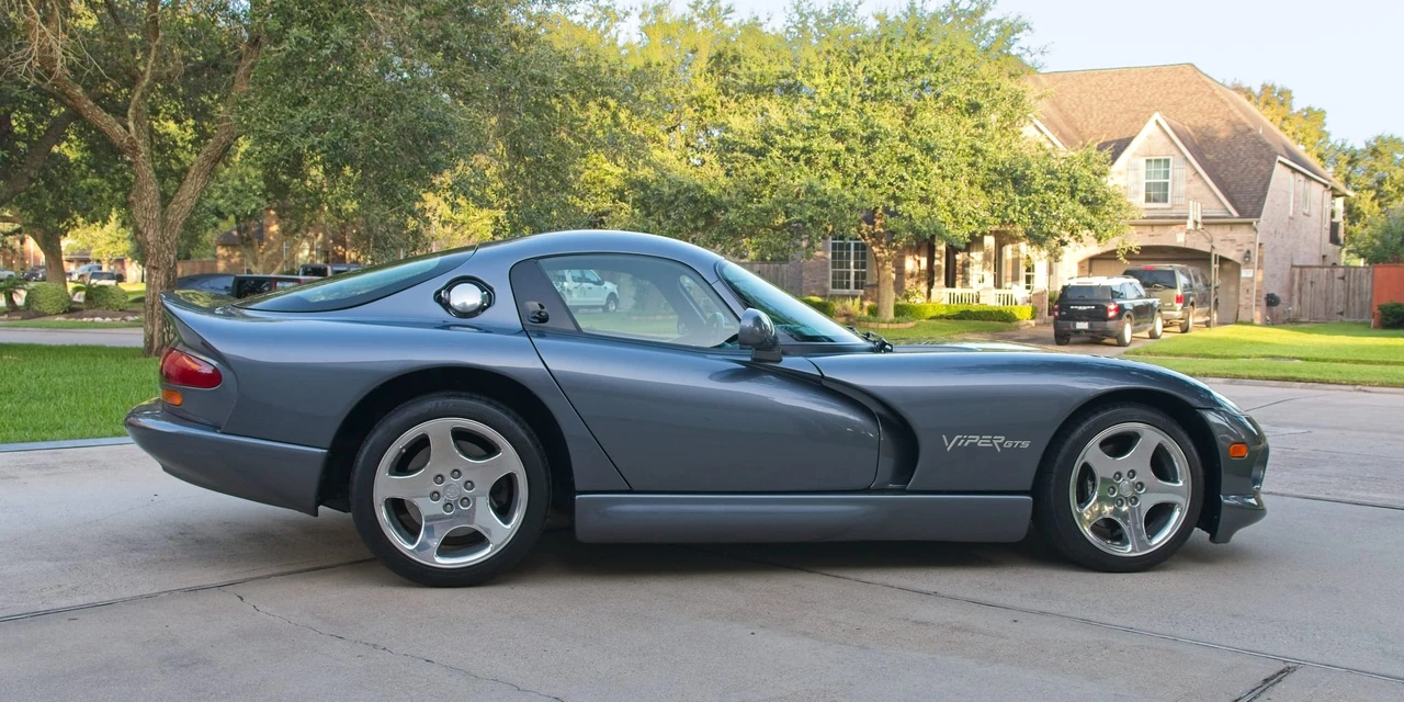 2000 Dodge Viper GTS 2nd Gen - Image 29 of 31