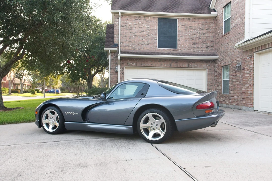 2000 Dodge Viper GTS 2nd Gen - Image 24 of 31