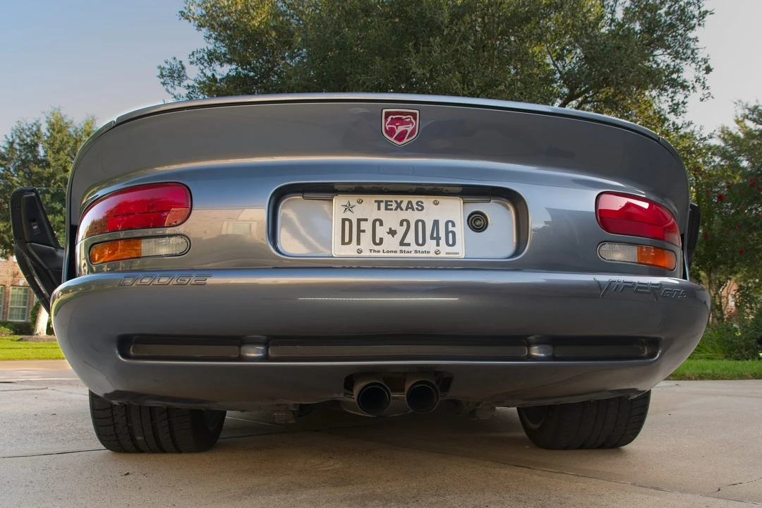 2000 Dodge Viper GTS 2nd Gen - Image 27 of 31